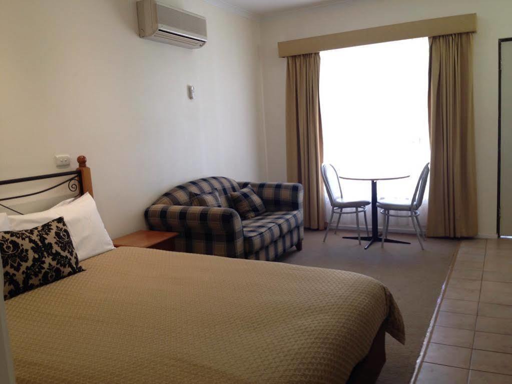 Bright Avenue Motor Inn Kültér fotó